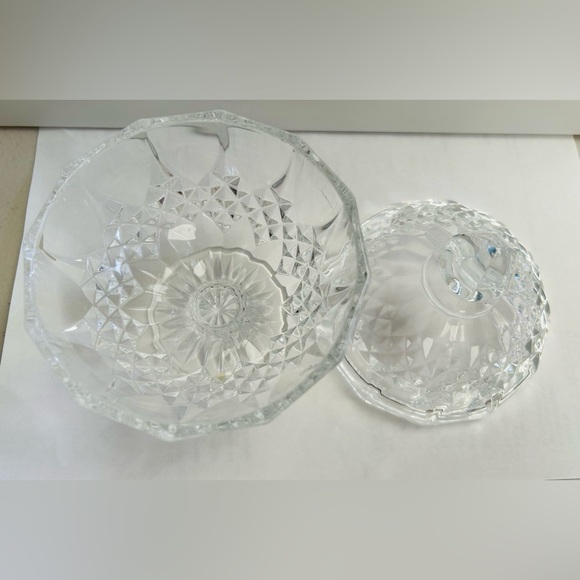 Vintage French Cristal D’Arques lead crystal Bon Bon candy dish with lid. 1950’s - Picture 3 of 5
